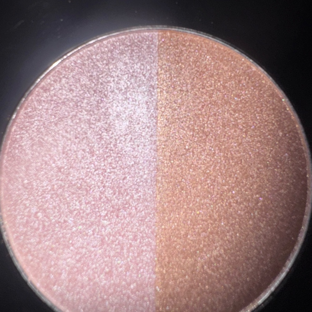 New Radiant Glow Blush Duo Palette